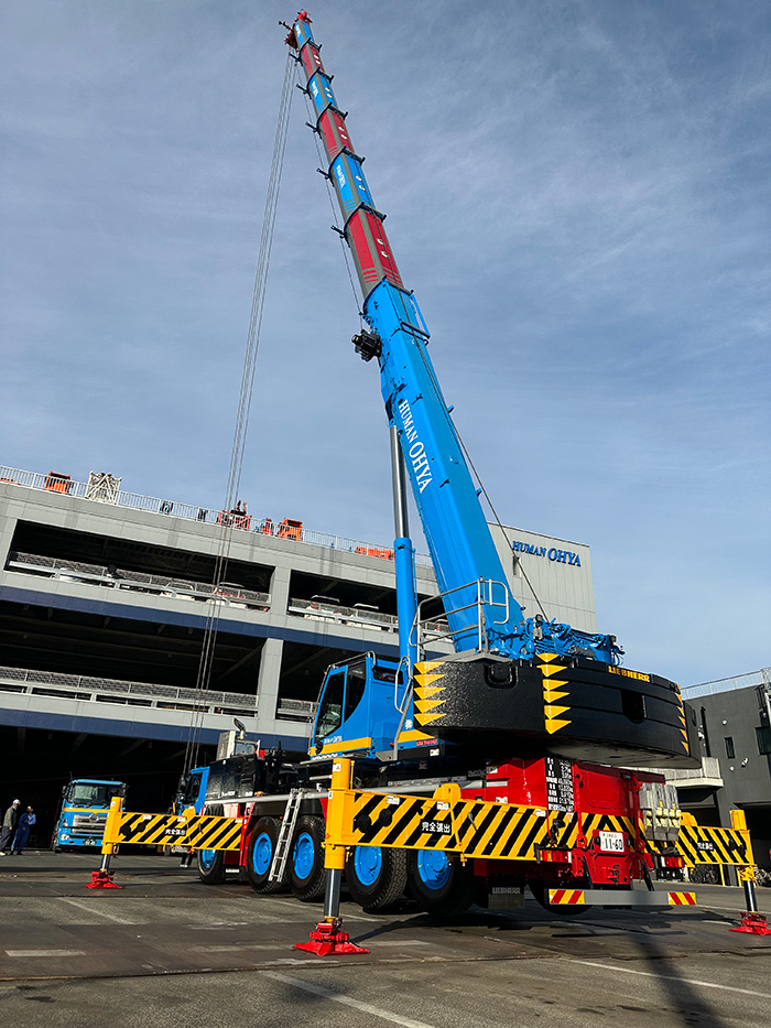 株式会社 大矢運送 | 160t級オールテレーンクレーンLTM1160NXを納車